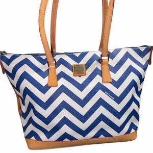 Dooney & Bourke Navy and White Chevron Tote nwot